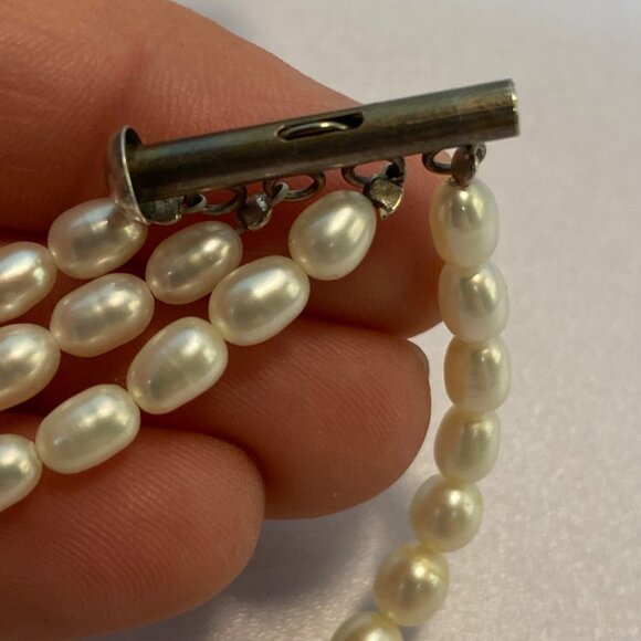 Vintage 4 Strand Pearl Necklace Layered Collar Bib Choker Sterling Silver Clasp - Picture 8 of 10